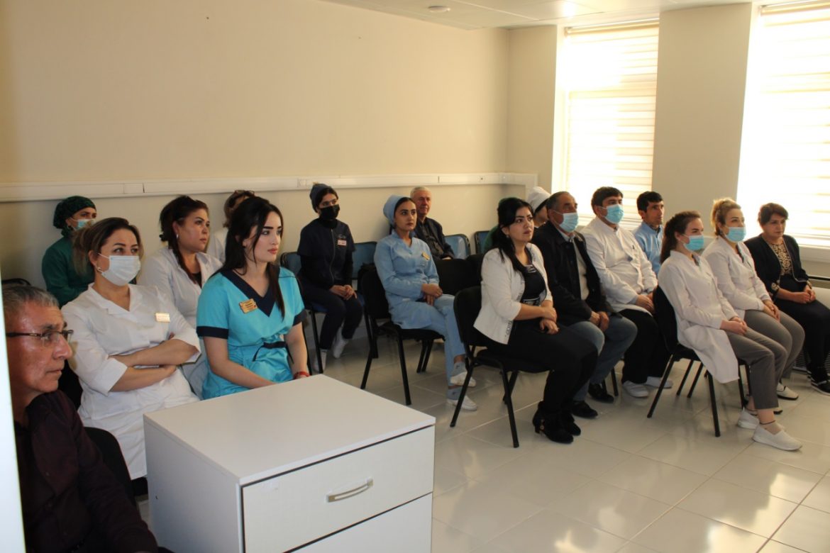 Баргузории дарсҳои омӯзишӣ барои табибон